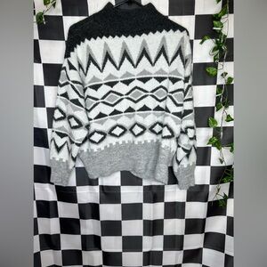 ANA MEDIUM SWEATER‎